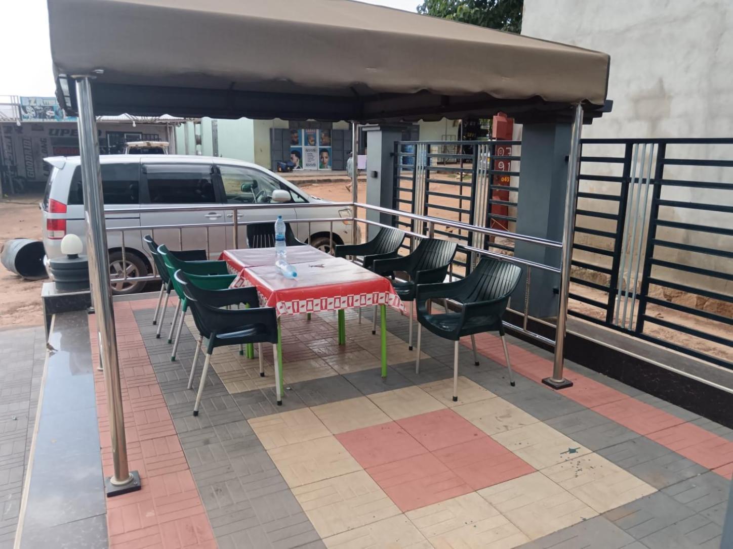 Hba Lodge Kahama エクステリア 写真
